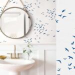 Papel pintado para baños sobre azulejos