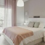 Vintage habitación matrimonio gris y rosa
